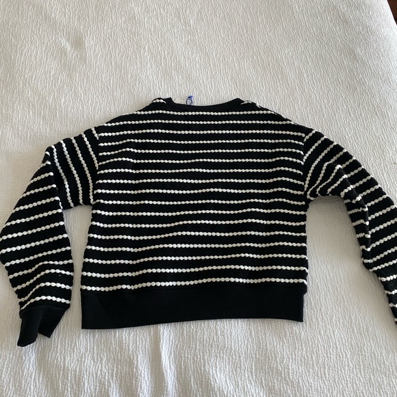 Mod black and white geometric print sweater - Picture 3 of 4